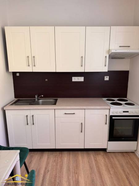 913227_26802c628d626b363d2e63145b514d3a (2).jpg