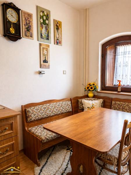 ChatGPT Image 24. 4. 2026, 11_32_02 (6).png