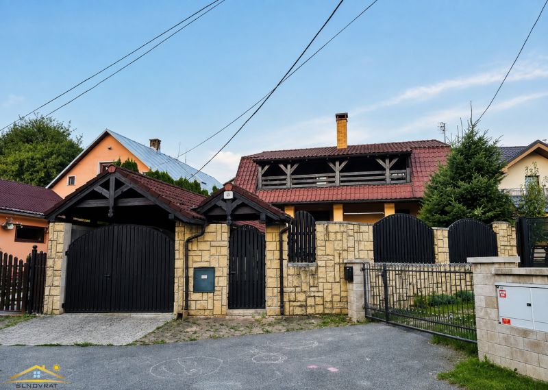 18-pohlad-z-ulice.jpg